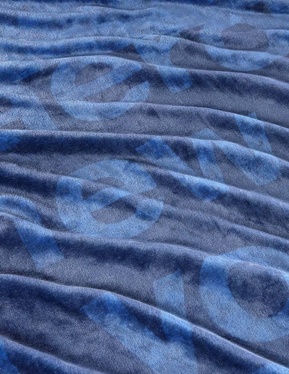 FRAZADA STD FERRAN | AEROPOSTALE